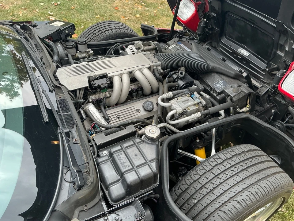 1990 Chevrolet Corvette C4 - Image 18 of 21