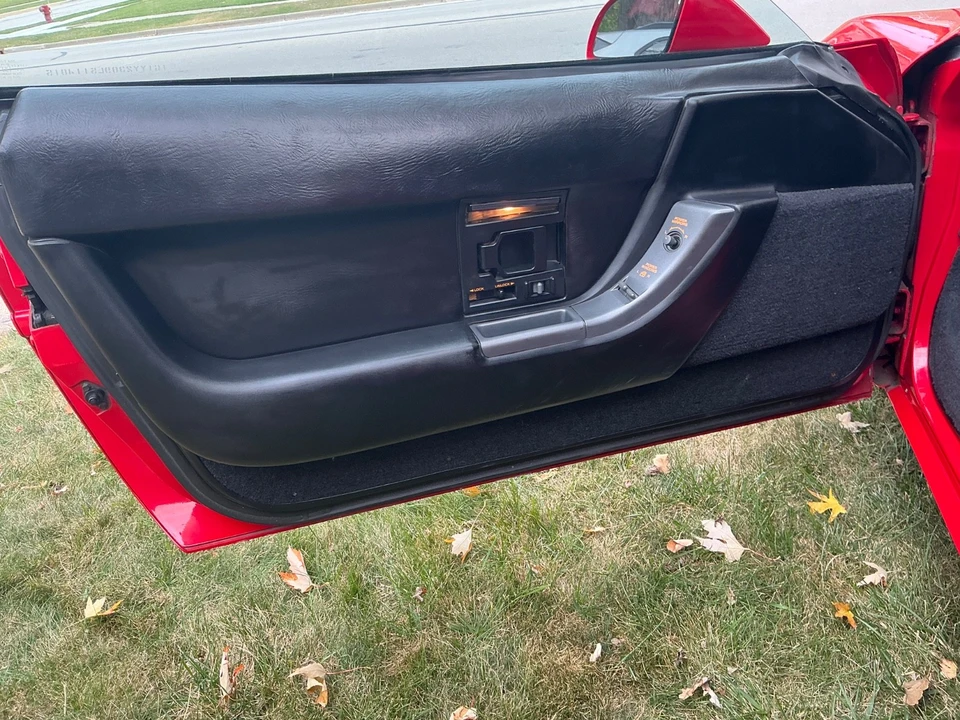 1990 Chevrolet Corvette C4 - Image 12 of 21