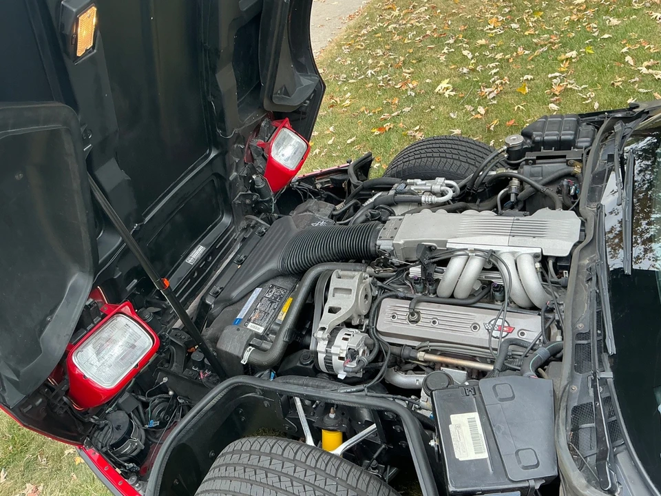 1990 Chevrolet Corvette C4 - Image 19 of 21