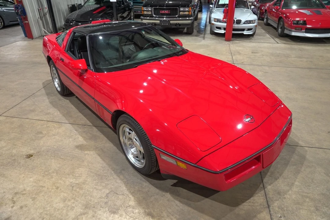 1990 Chevrolet Corvette - Image 14 of 31
