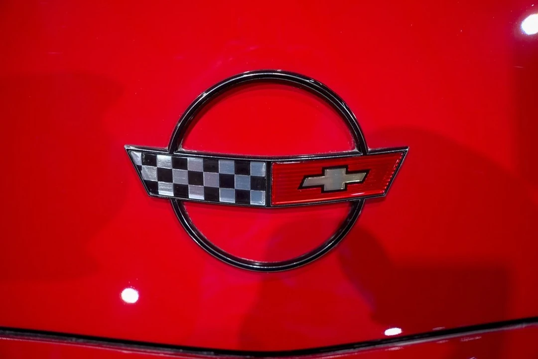 1990 Chevrolet Corvette - Image 25 of 31