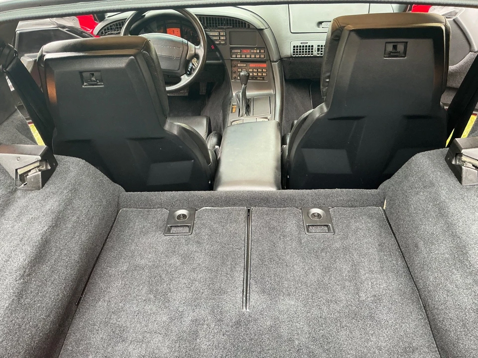 1990 Chevrolet Corvette C4 - Image 16 of 21