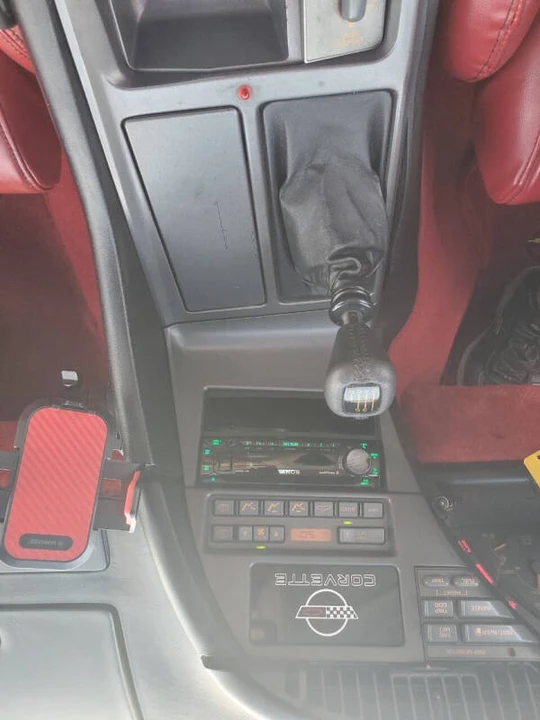 1990 Chevrolet Corvette C4 - Image 29 of 31