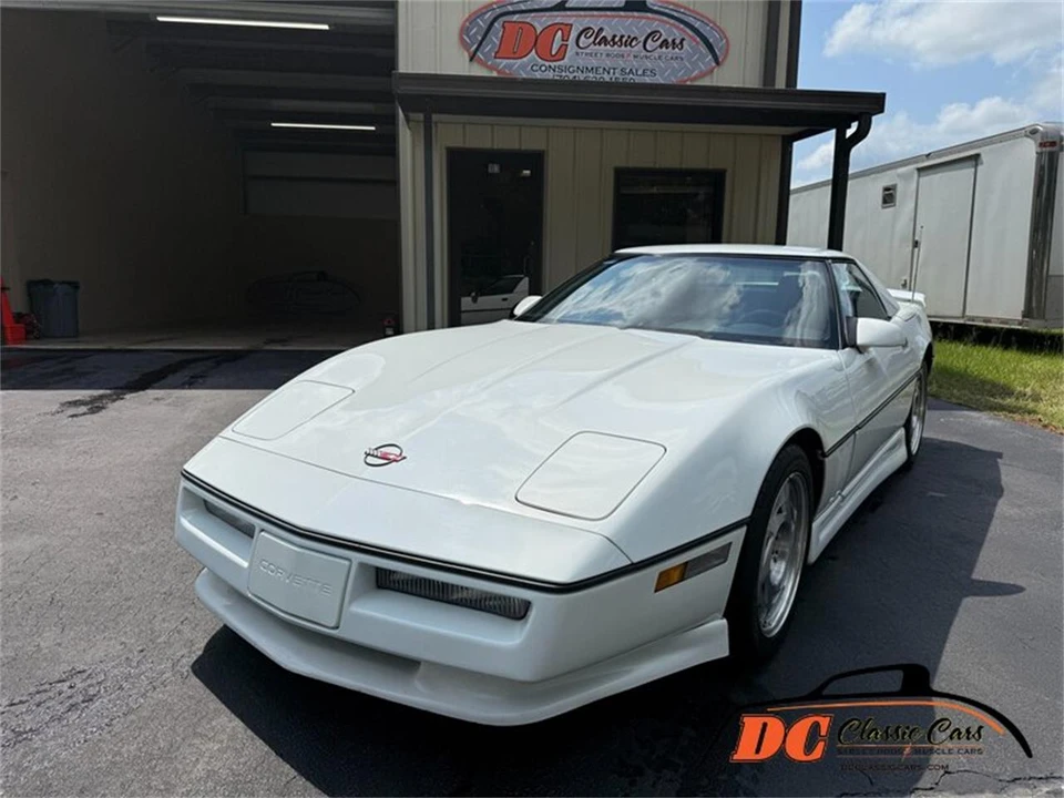 1990 Chevrolet Corvette C4 - Image 3 of 31