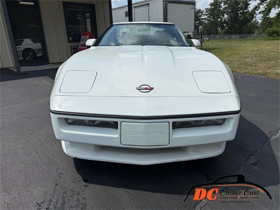 1990 Chevrolet Corvette C4 - Image 11 of 31