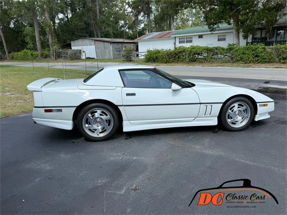 1990 Chevrolet Corvette C4 - Image 7 of 31
