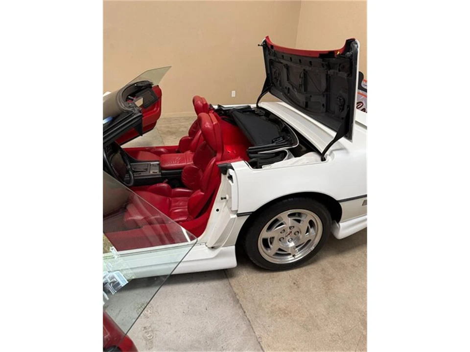 1990 Chevrolet Corvette C4 - Image 20 of 31