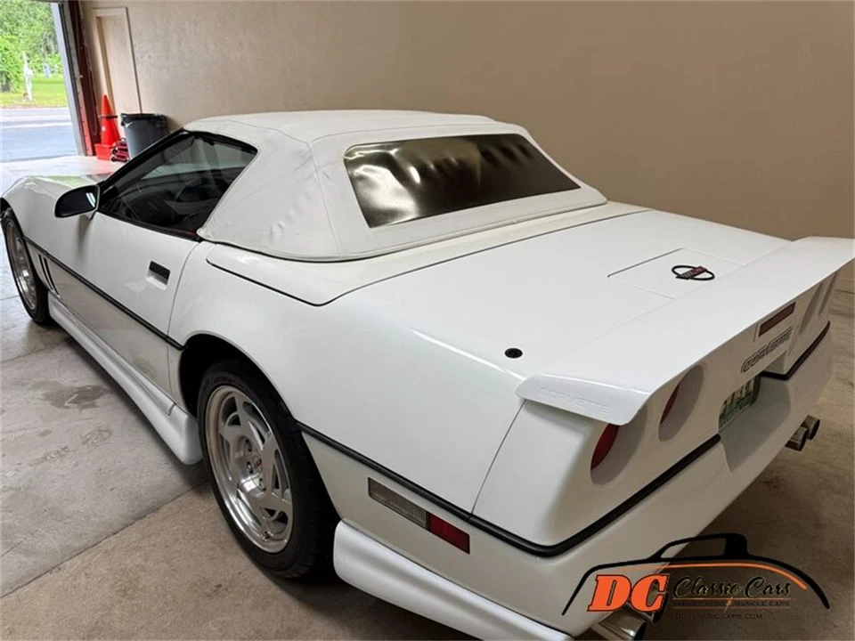 1990 Chevrolet Corvette C4 - Image 23 of 31