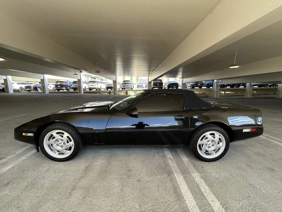 1990 Chevrolet Corvette C4 - Image 5 of 31