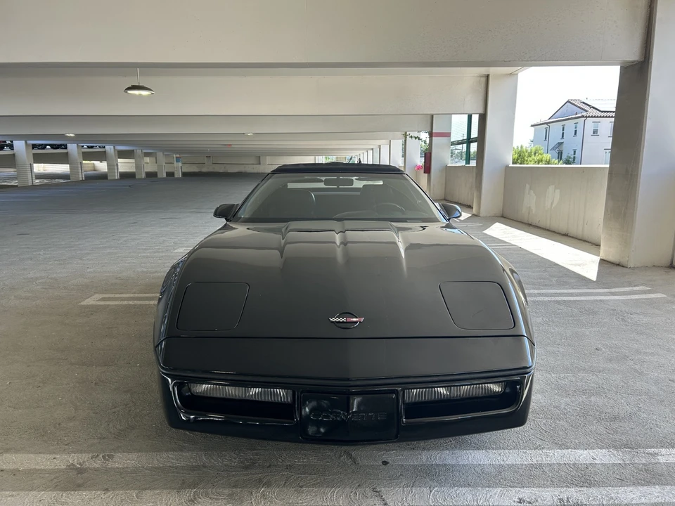 1990 Chevrolet Corvette C4 - Image 2 of 31