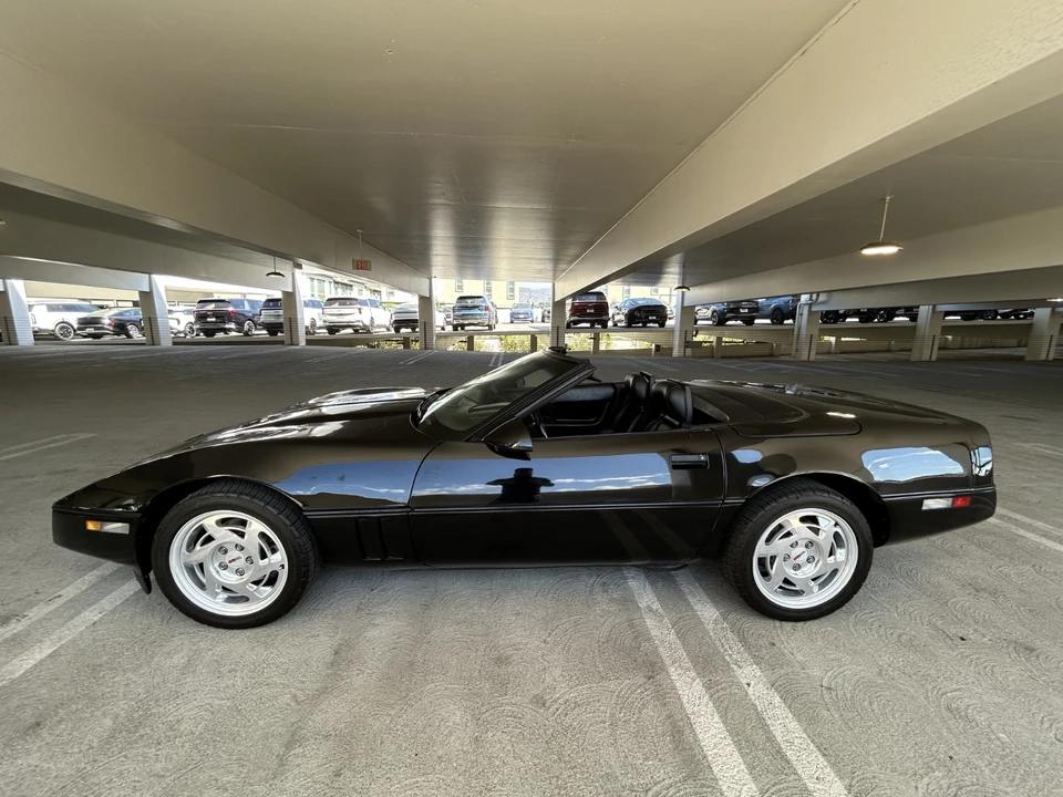 1990 Chevrolet Corvette C4 - Image 27 of 31