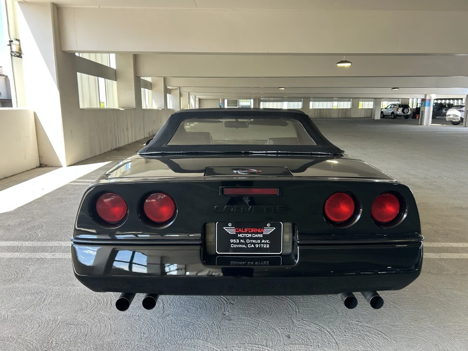 1990 Chevrolet Corvette C4 - Image 8 of 31
