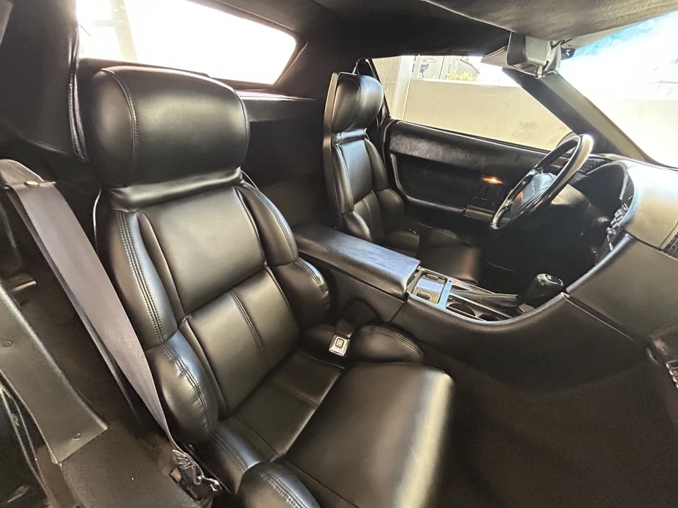 1990 Chevrolet Corvette C4 - Image 19 of 31