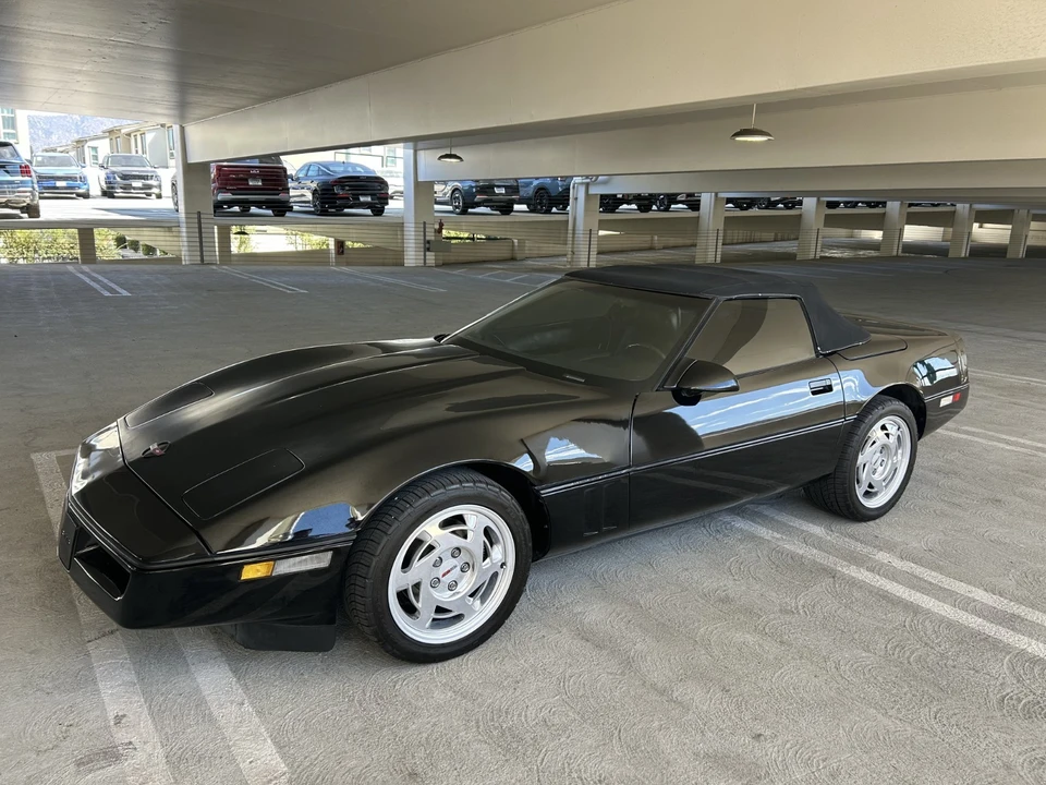 1990 Chevrolet Corvette C4 - Image 4 of 31