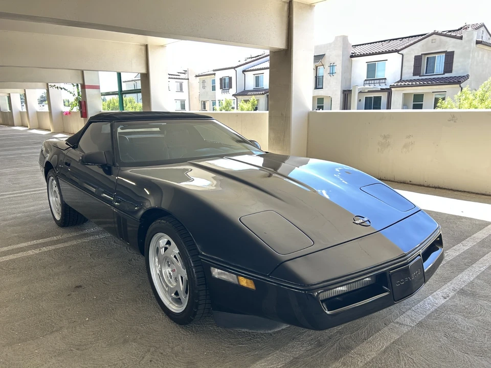 1990 Chevrolet Corvette C4 - Image 13 of 31