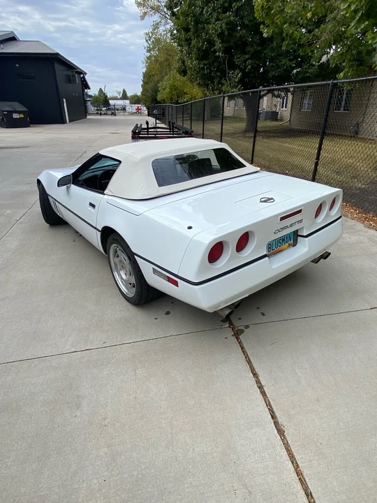 1990 Chevrolet Corvette C4 - Image 4 of 18