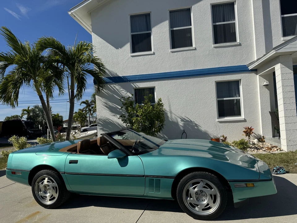 1990 Chevrolet Corvette C4 - Image 12 of 20
