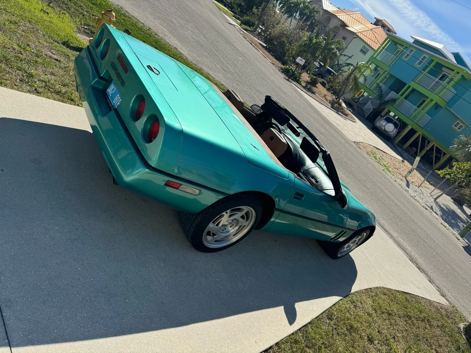 1990 Chevrolet Corvette C4 - Image 14 of 20
