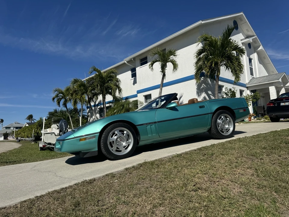 1990 Chevrolet Corvette C4 - Image 15 of 20