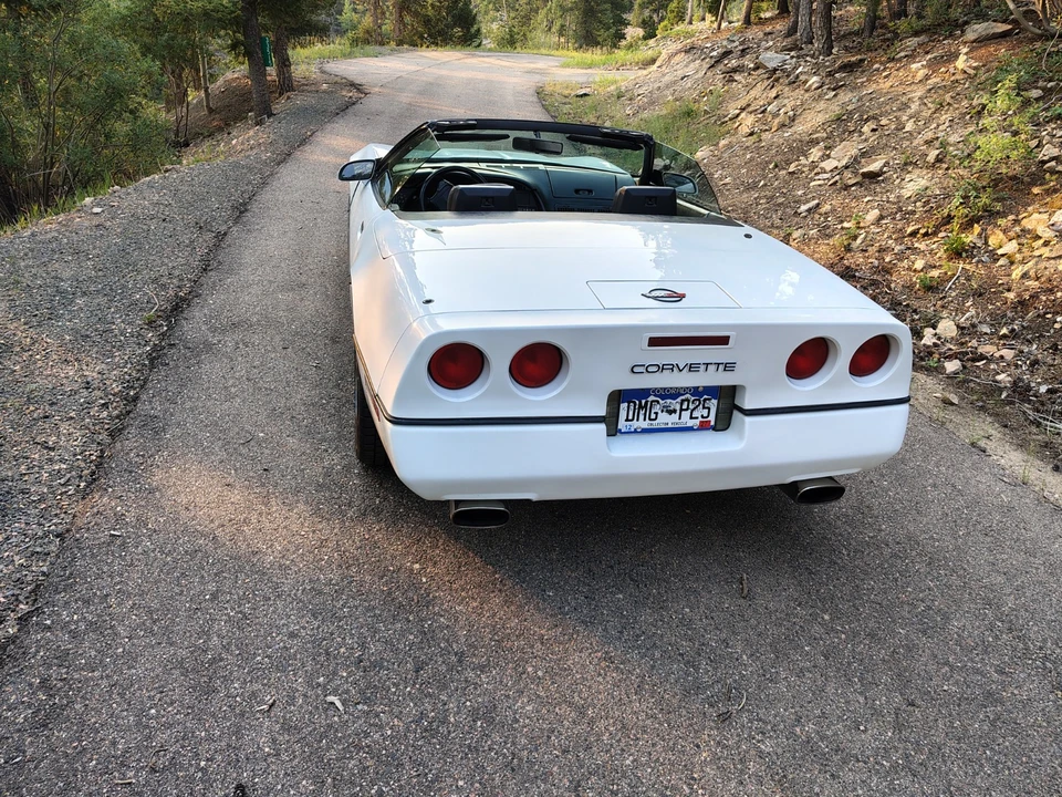 1990 Chevrolet Corvette C4 - Image 2 of 20