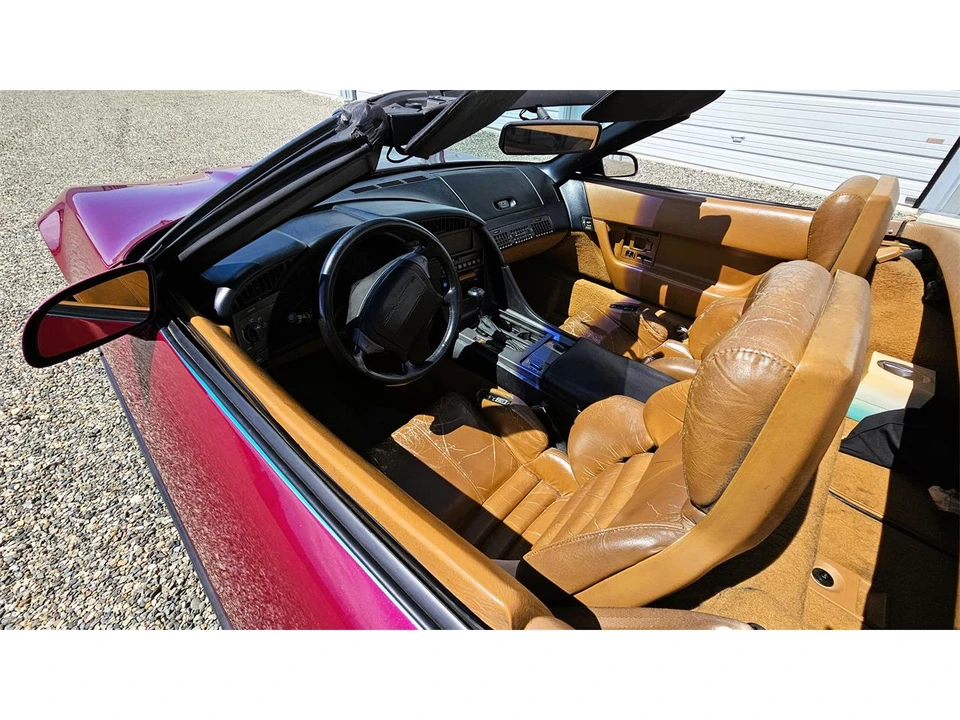 1990 Chevrolet Corvette C4 - Image 18 of 31