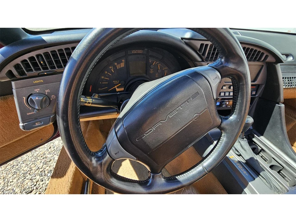 1990 Chevrolet Corvette C4 - Image 28 of 31