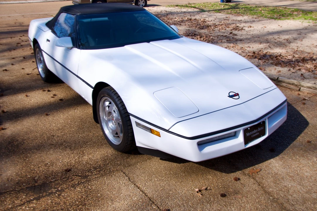 1990 Chevrolet Corvette C4 - Image 4 of 9