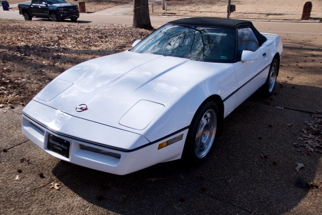 1990 Chevrolet Corvette C4 - Image 3 of 9