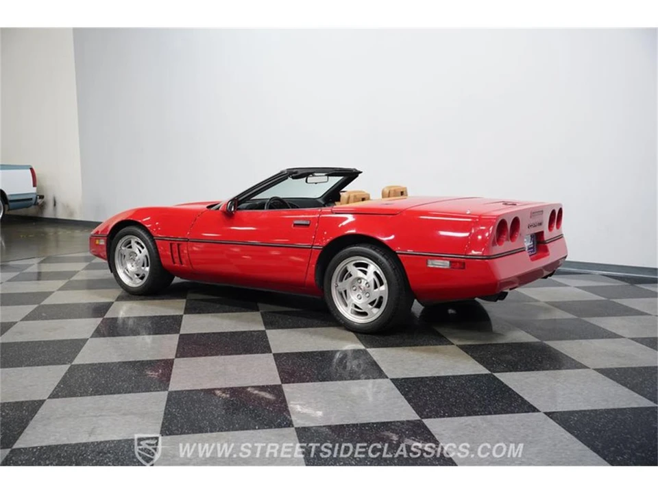 1990 Chevrolet Corvette C4 - Image 8 of 31