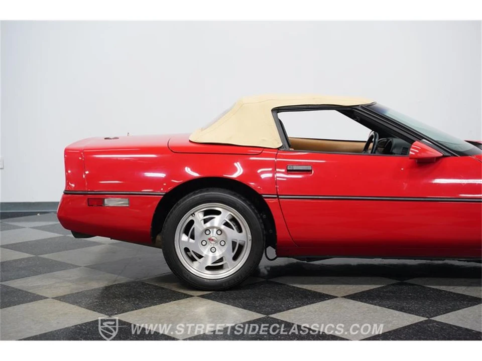 1990 Chevrolet Corvette C4 - Image 28 of 31