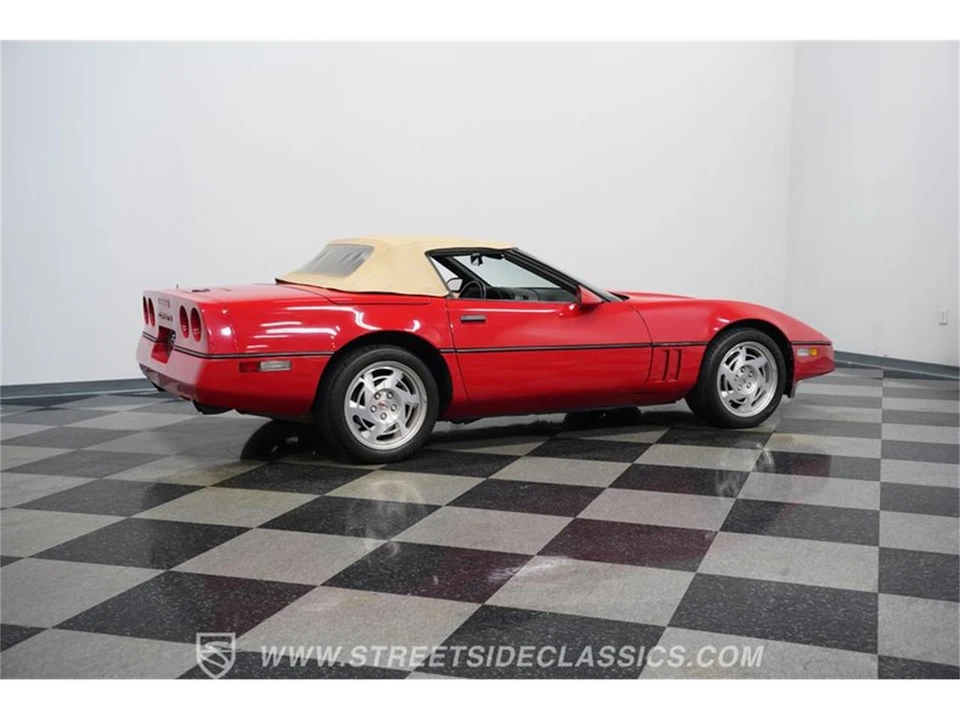 1990 Chevrolet Corvette C4 - Image 13 of 31