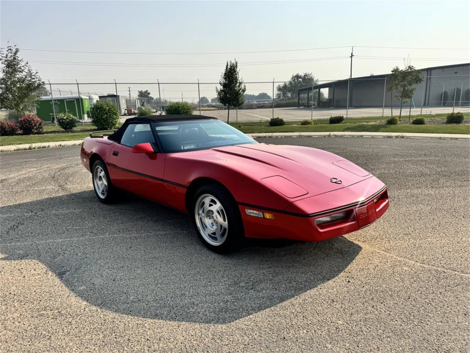 1990 Chevrolet Corvette C4 - Image 6 of 18