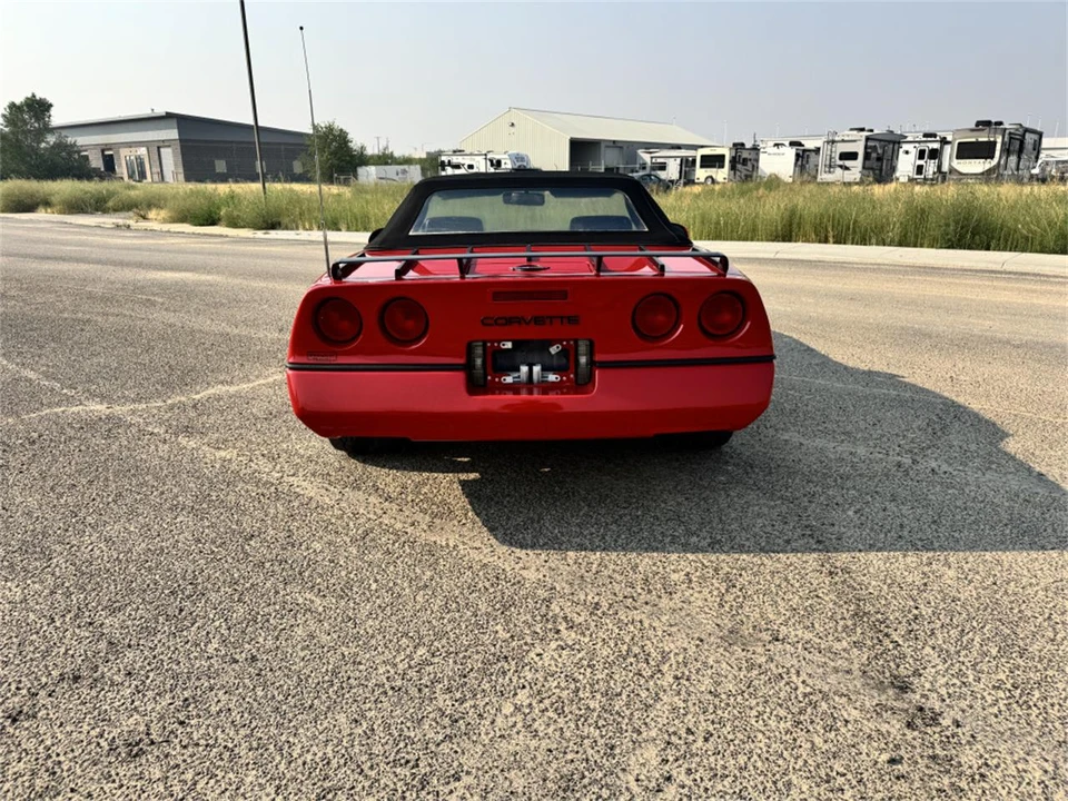 1990 Chevrolet Corvette C4 - Image 3 of 18