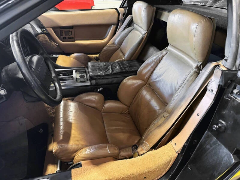 1990 Chevrolet Corvette C4 - Image 9 of 28