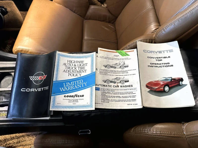 1990 Chevrolet Corvette C4 - Image 23 of 28