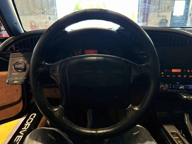1990 Chevrolet Corvette C4 - Image 12 of 28