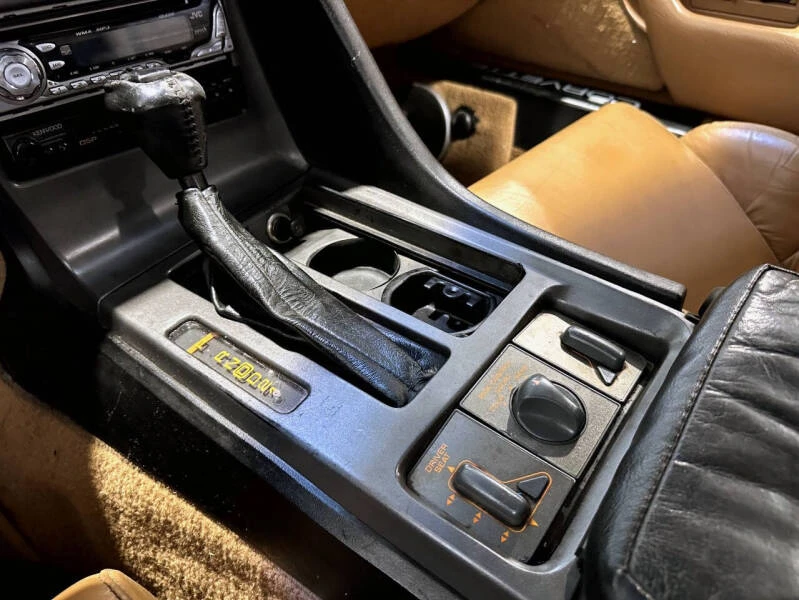 1990 Chevrolet Corvette C4 - Image 18 of 28
