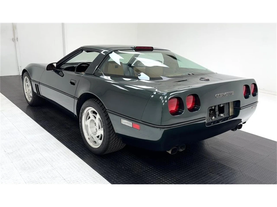 1990 Chevrolet Corvette C4 - Image 3 of 31