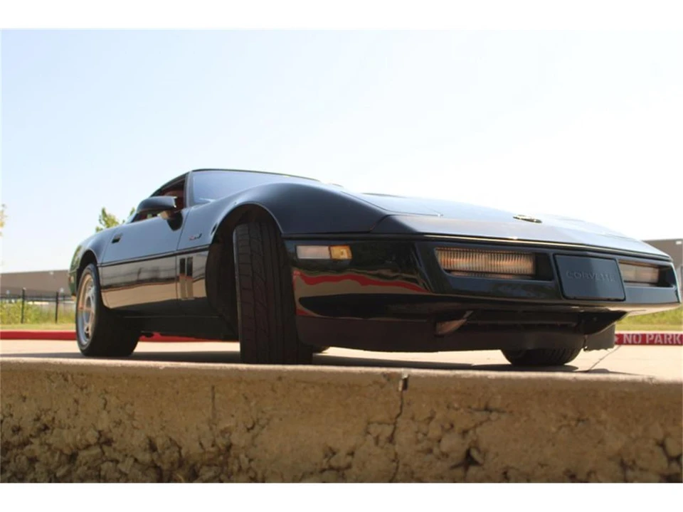 1990 Chevrolet Corvette C4 - Image 22 of 31