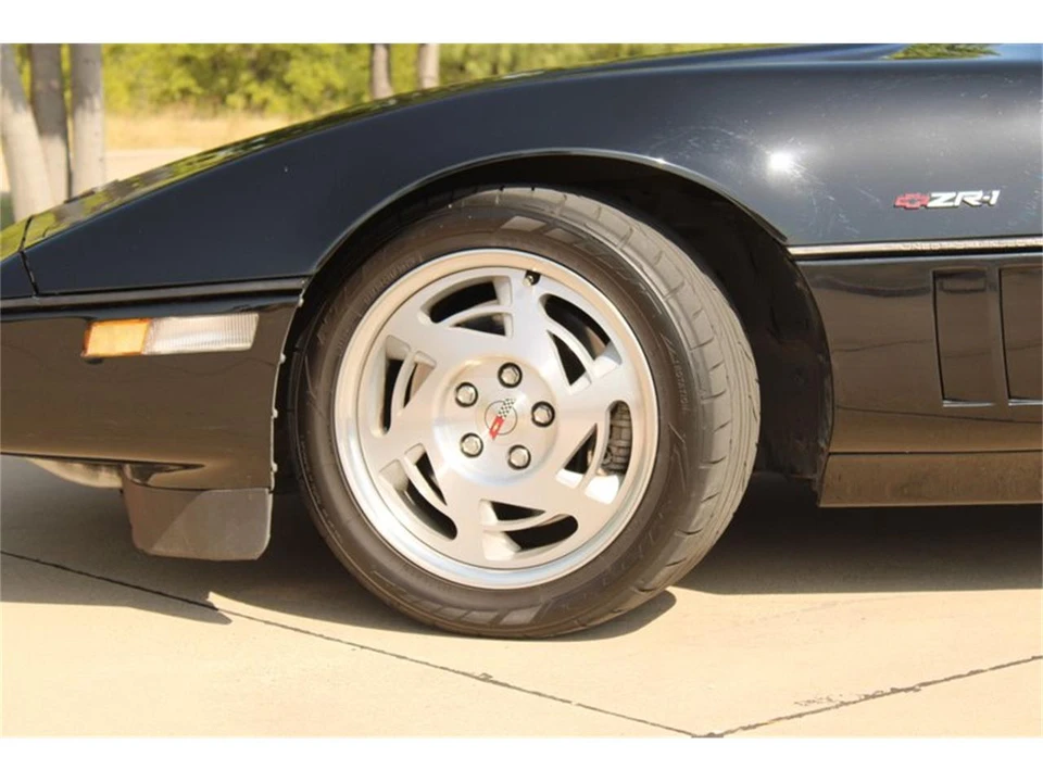 1990 Chevrolet Corvette C4 - Image 27 of 31