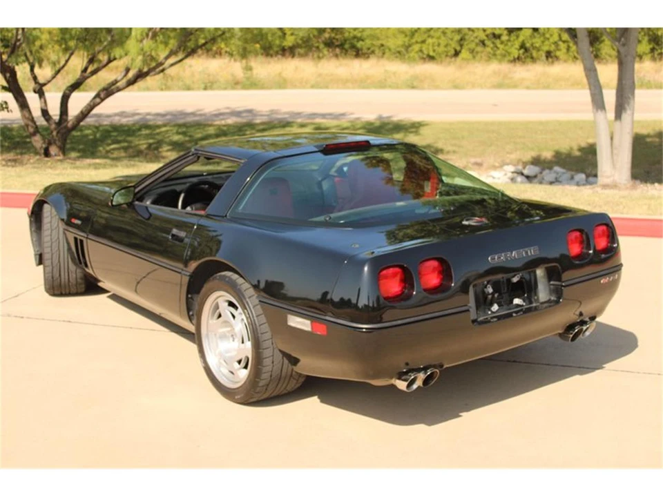 1990 Chevrolet Corvette C4 - Image 8 of 31