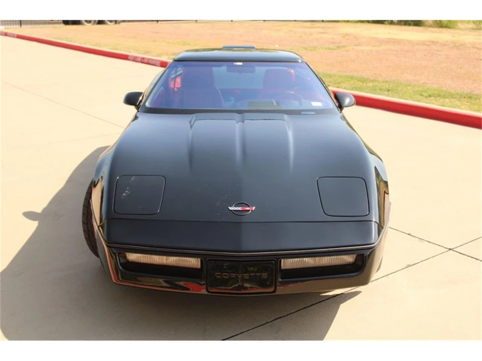 1990 Chevrolet Corvette C4 - Image 23 of 31