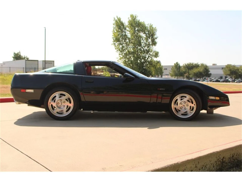 1990 Chevrolet Corvette C4 - Image 18 of 31