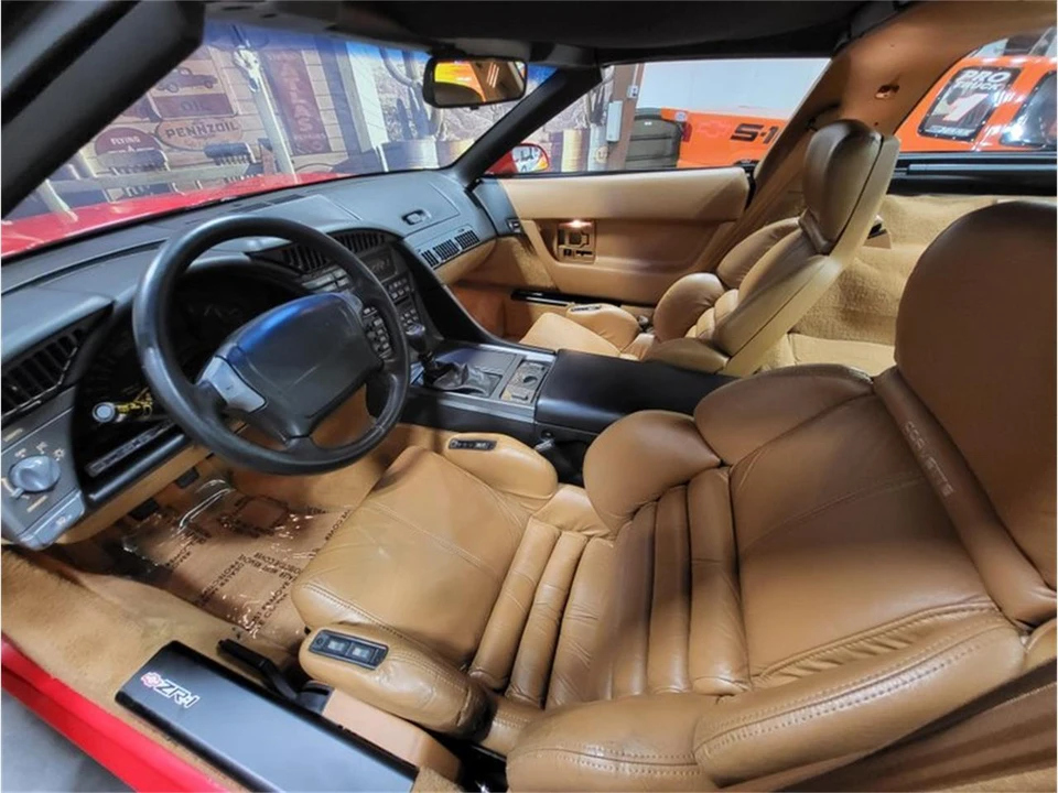 1990 Chevrolet Corvette C4 - Image 8 of 29