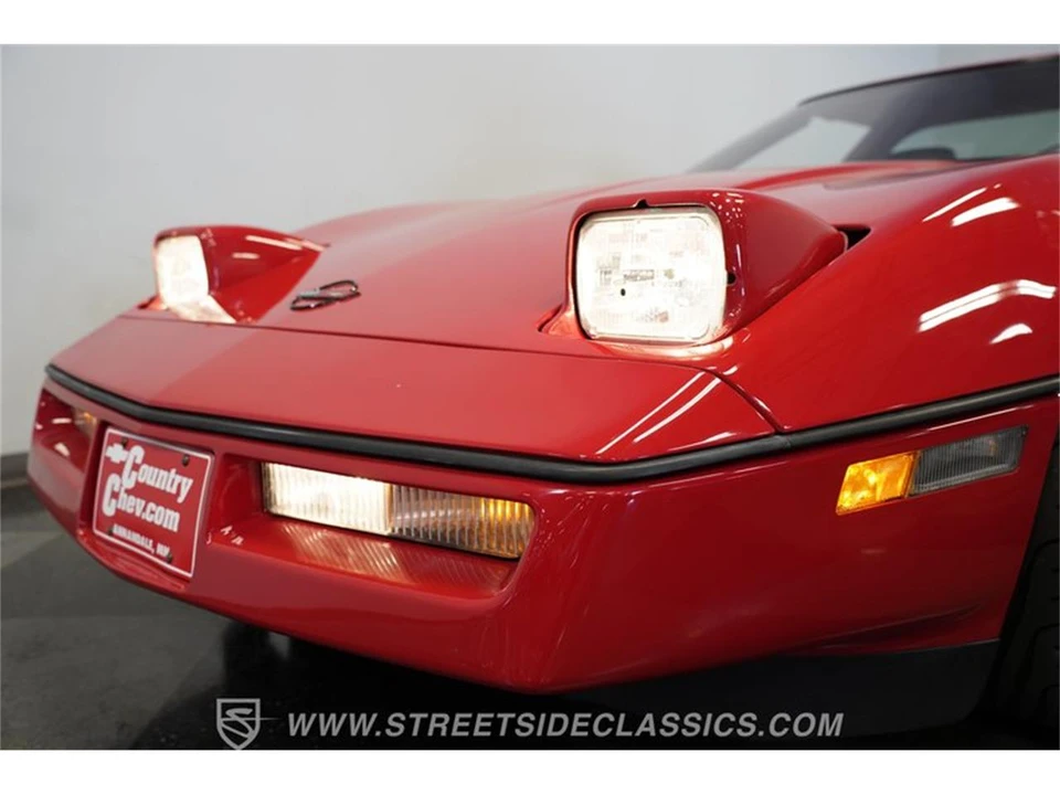 1990 Chevrolet Corvette C4 - Image 23 of 31