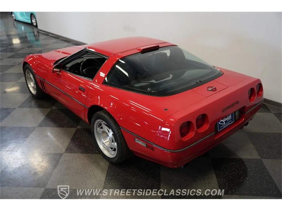 1990 Chevrolet Corvette C4 - Image 28 of 31