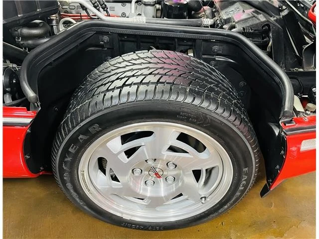1990 Chevrolet Corvette C4 - Image 13 of 21