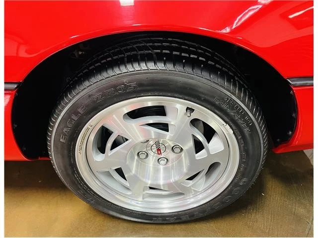 1990 Chevrolet Corvette C4 - Image 10 of 21