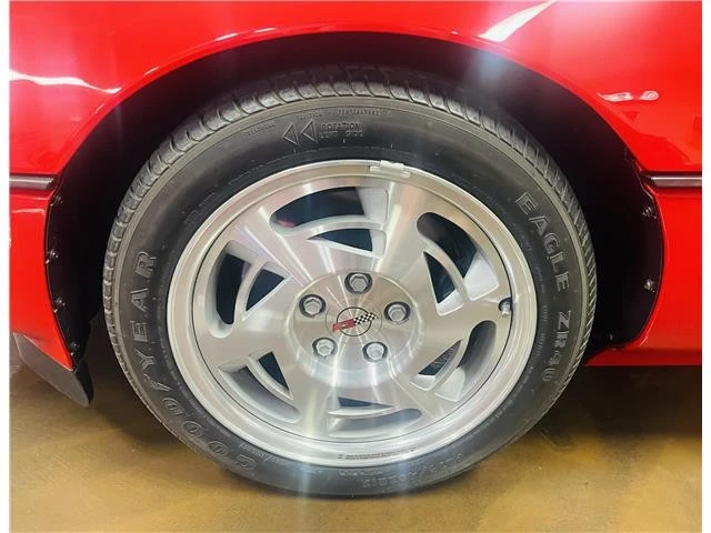 1990 Chevrolet Corvette C4 - Image 9 of 21