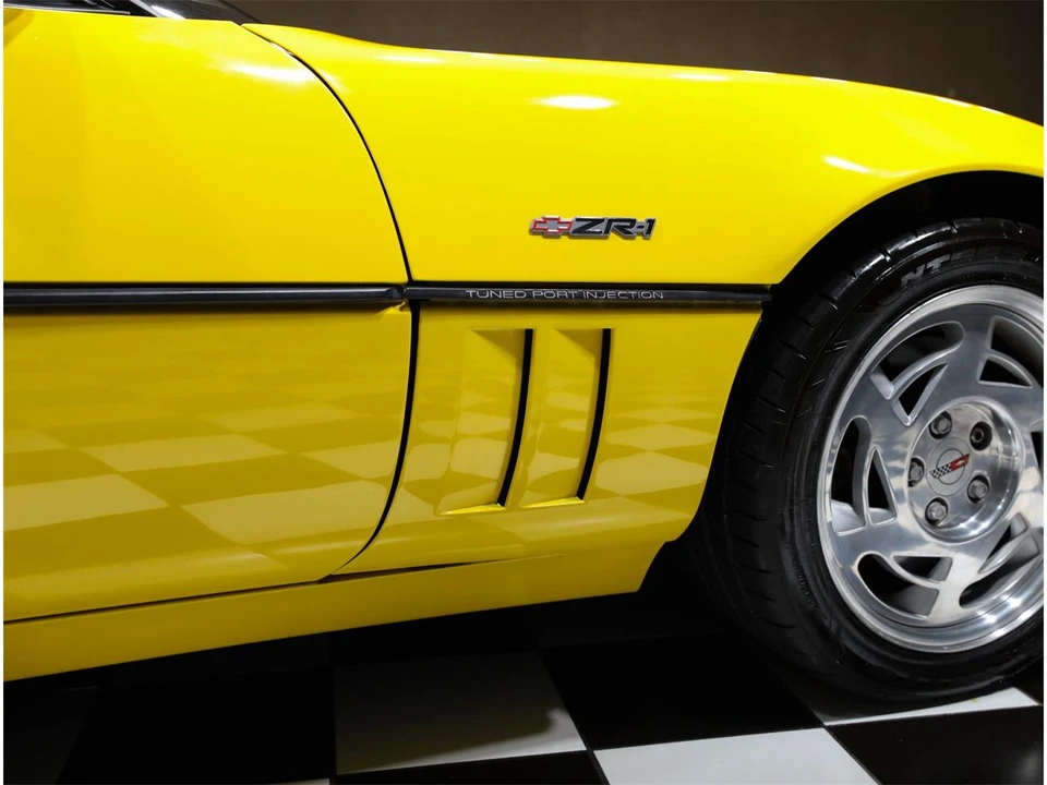 1990 Chevrolet Corvette C4 - Image 16 of 31